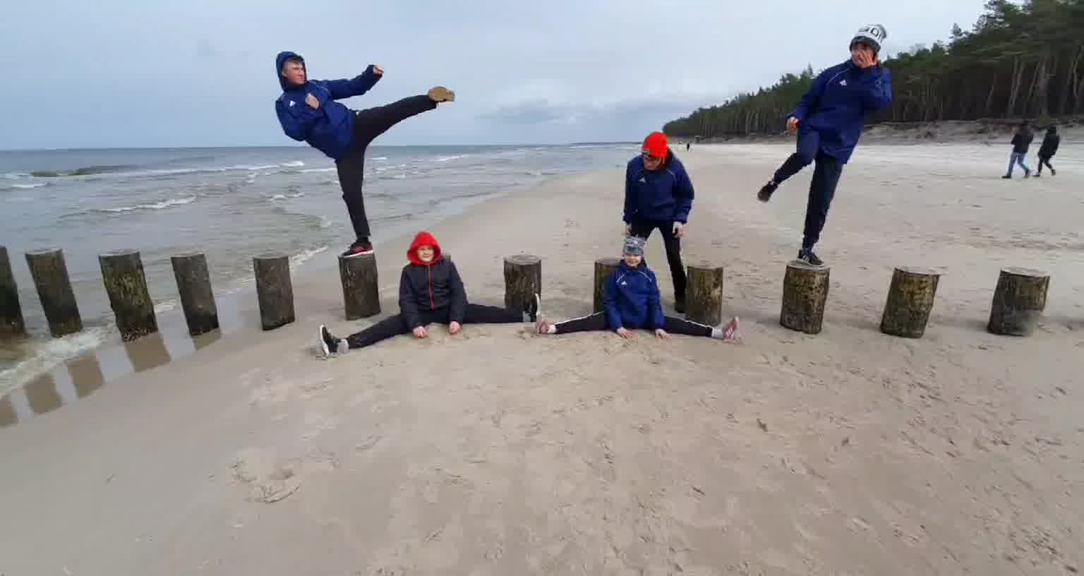 Pomimo restrykcji TKD Dźwirzyno w ruchu.