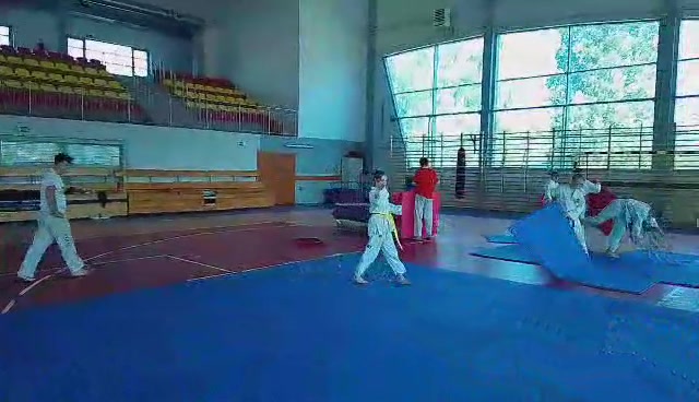 Trening,trening,trening...cały czas się uczymy.