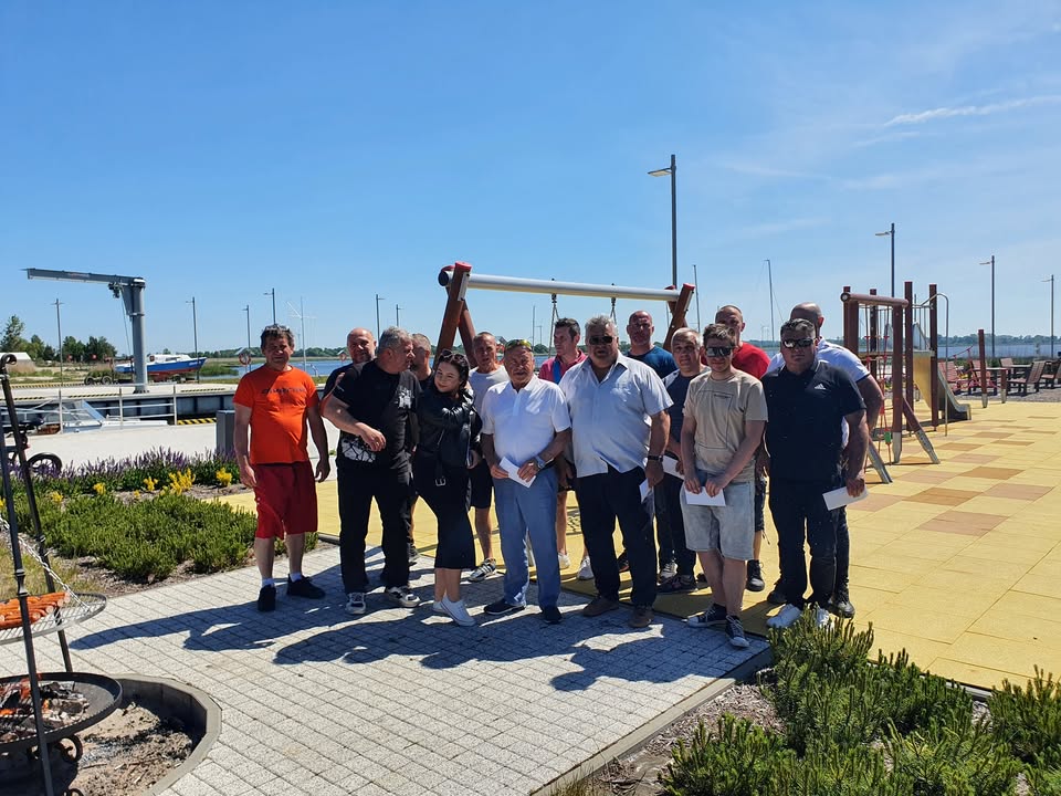 Oficjalne wręczenie patentów sternika motorowodnego oraz gri...