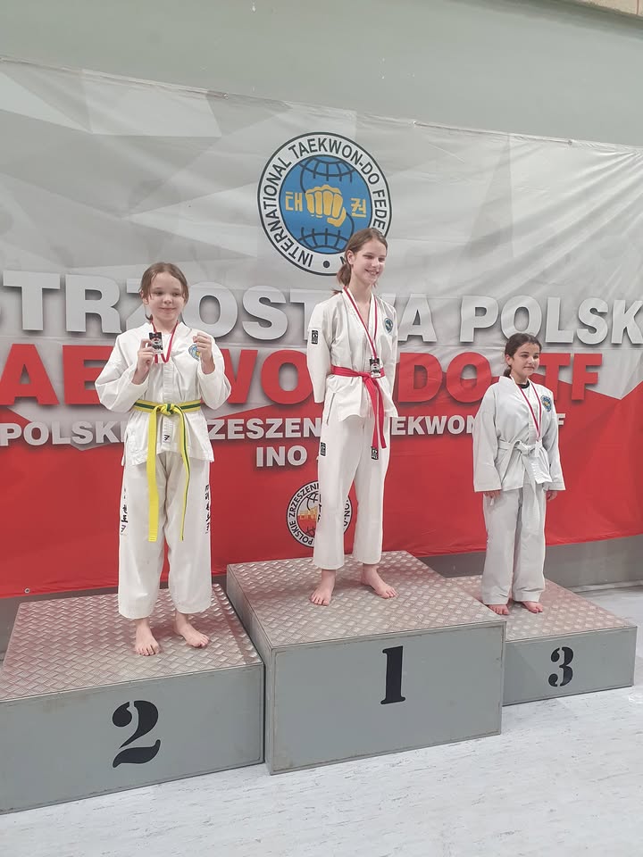 Martyna Dąbkowska - 2 miejsce techniki specjalne, MP Oleśnic...