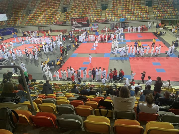 W drodze powrotnej do domu wstąpiliśmy na Mistrzostwa Polski PUT na półtora godziny.Wczorajsze konkurencj — Klub Taekwon-do Dźwirzyno